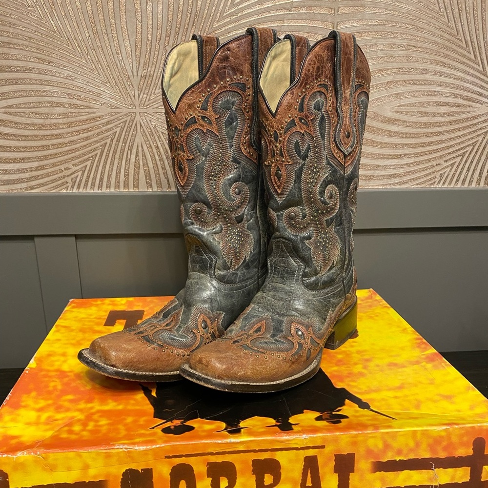 Corral Women’s Leather Boots